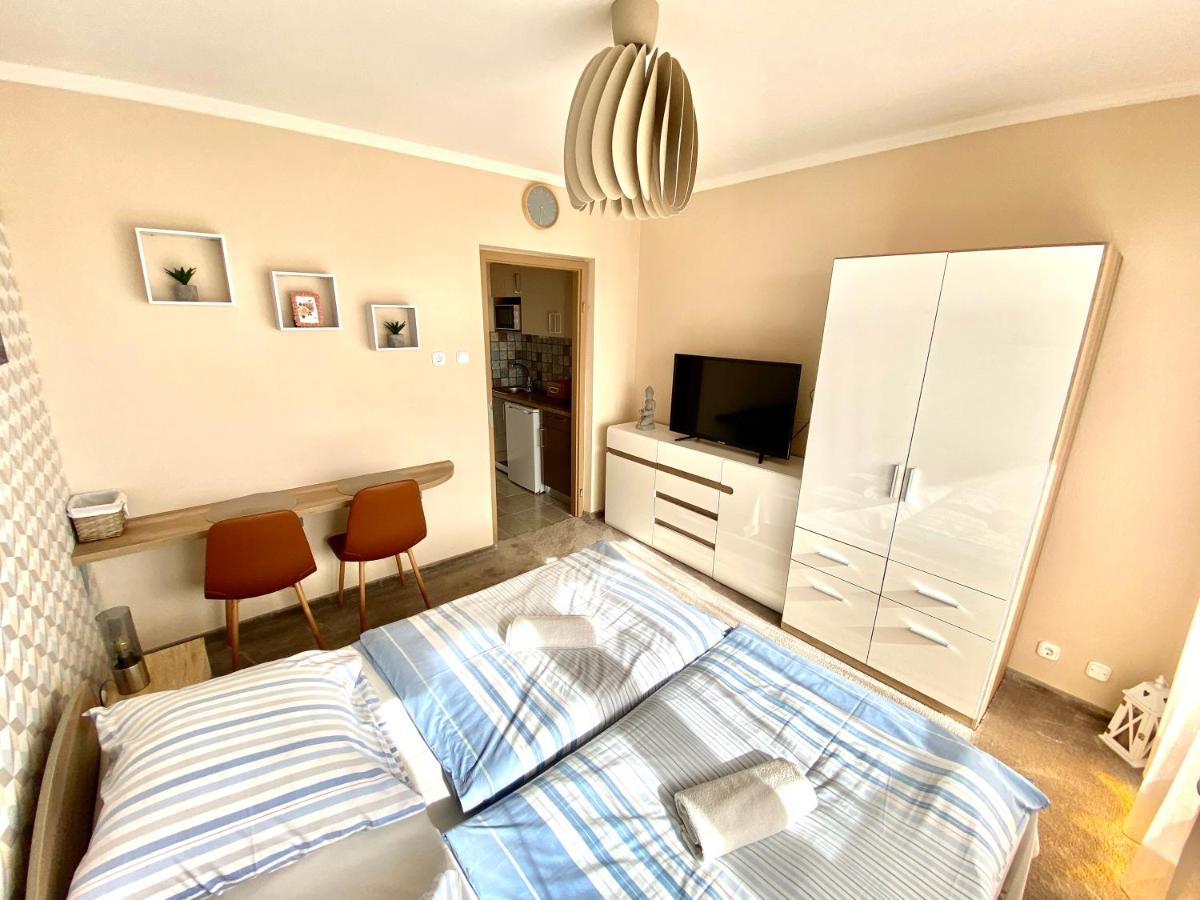 Aqua Blue Apartmanok - Сиофок Екстериор снимка