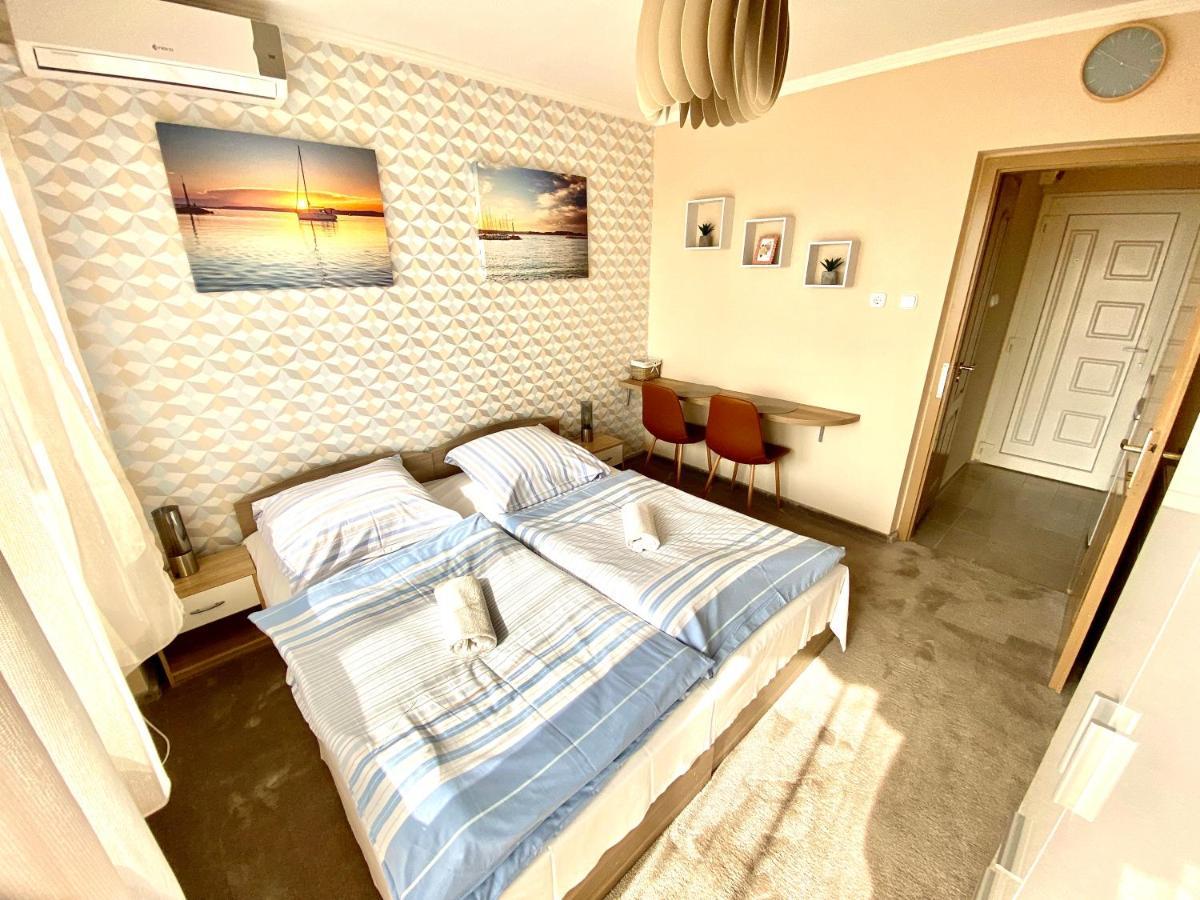 Aqua Blue Apartmanok - Сиофок Екстериор снимка