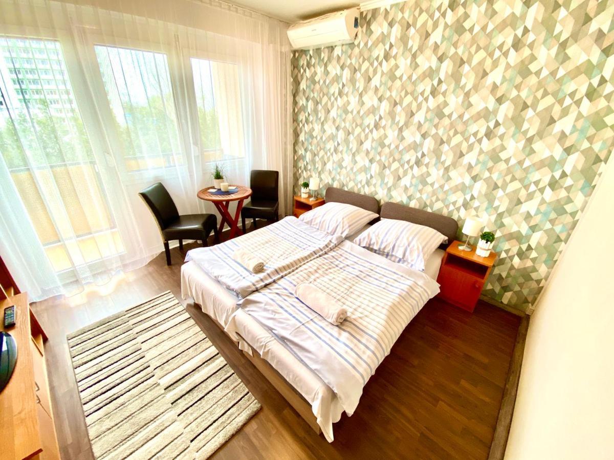 Aqua Blue Apartmanok - Сиофок Екстериор снимка