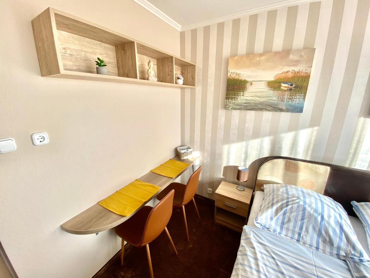Aqua Blue Apartmanok - Сиофок Екстериор снимка